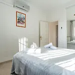 Tranquil 2Br Coastal Bliss